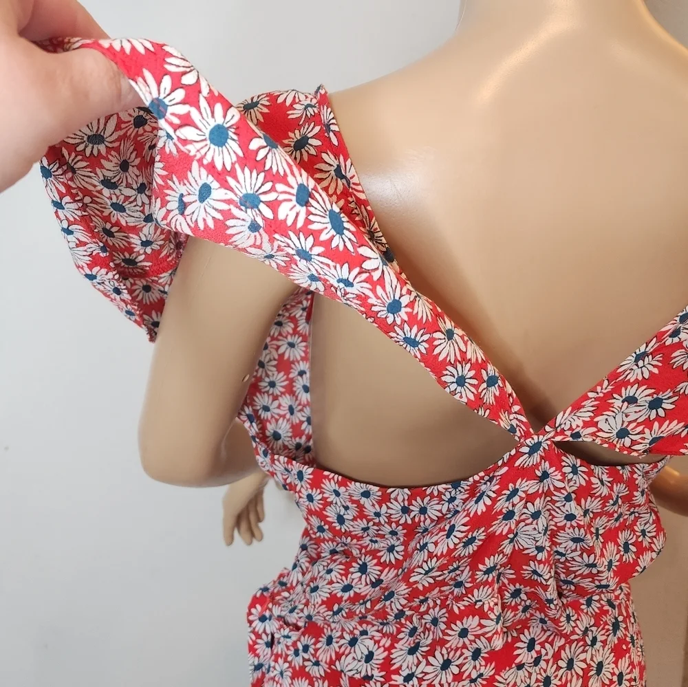 Zara 2-peice Set Skort (M) Top (L) Red‎ White Blue Floral Rayon